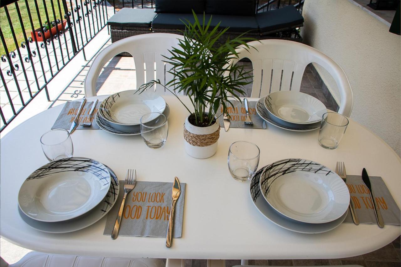 Apartment Olivemare Holidays Nea Iraklia
